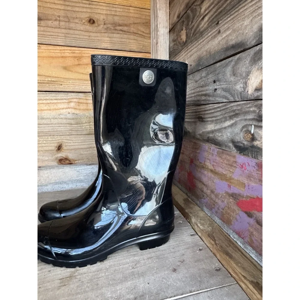 UGG WOMENS SIENNA MID CALF RAIN‎ BOOTS SIZE 9 BLACK